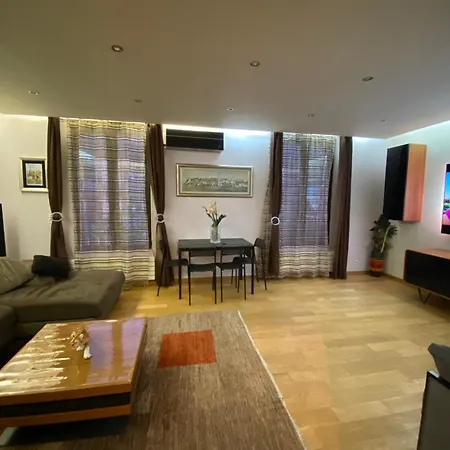 Tamax Apartment Issy-les-Moulineaux