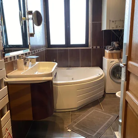 Apartment Tamax Issy-les-Moulineaux